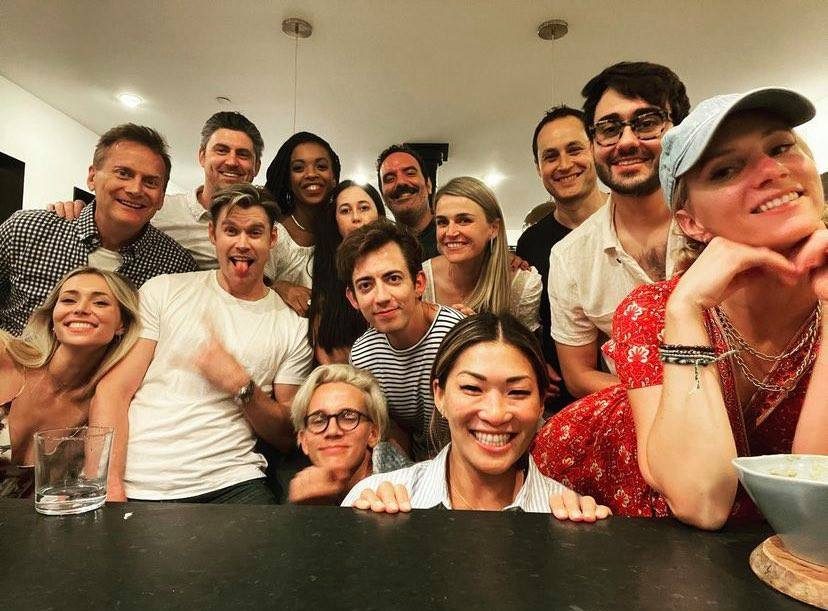 LOOK: ‘Glee’ cast hold mini-reunion