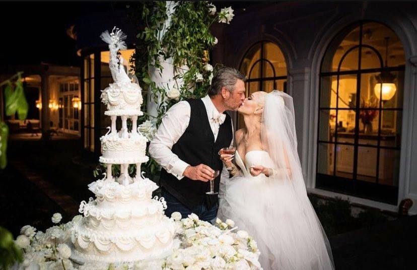 LOOK: Gwen Stefani and Blake Shelton are married