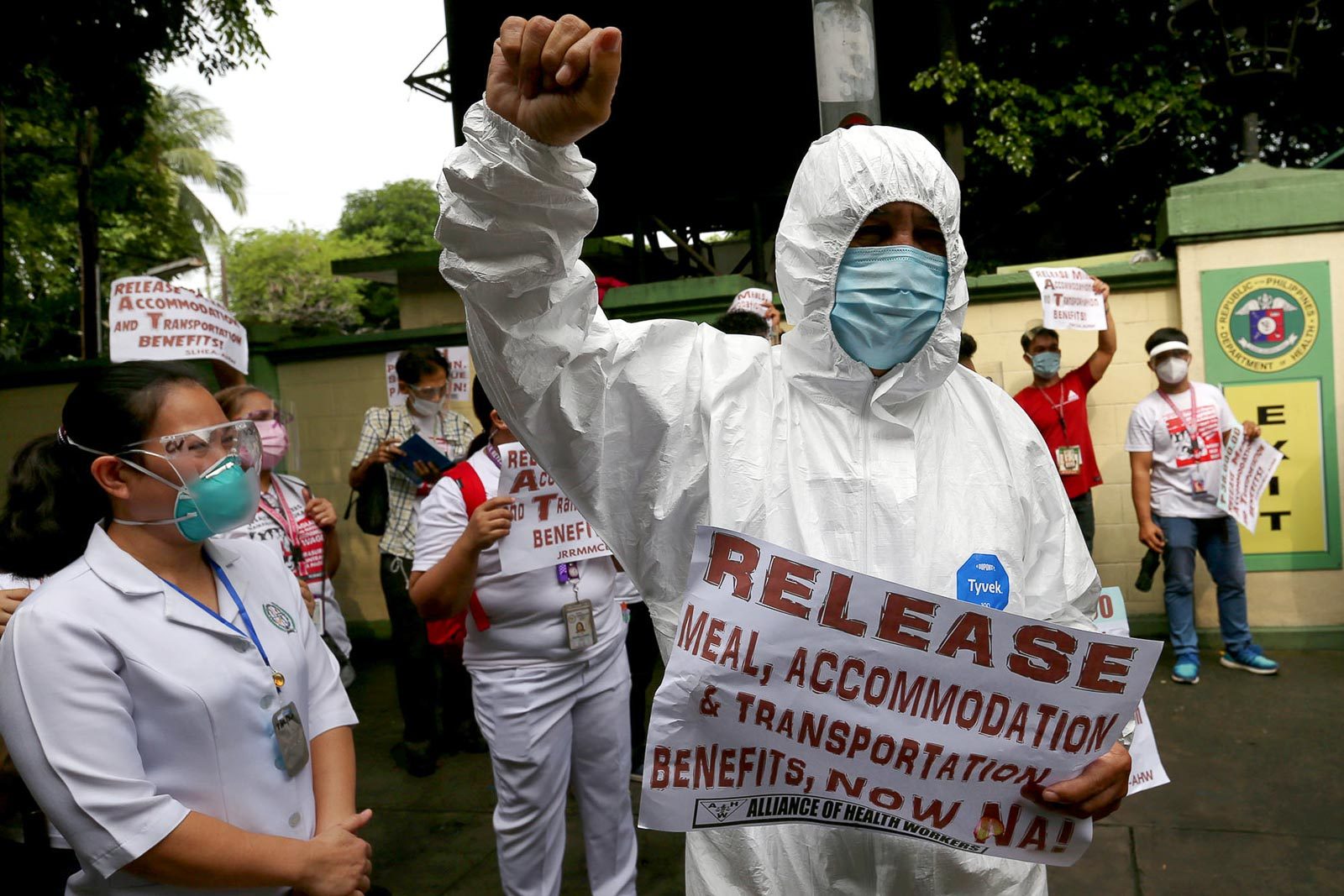 Half of P6-B expired funds supposed to be for hiring health workers, DSWD programs