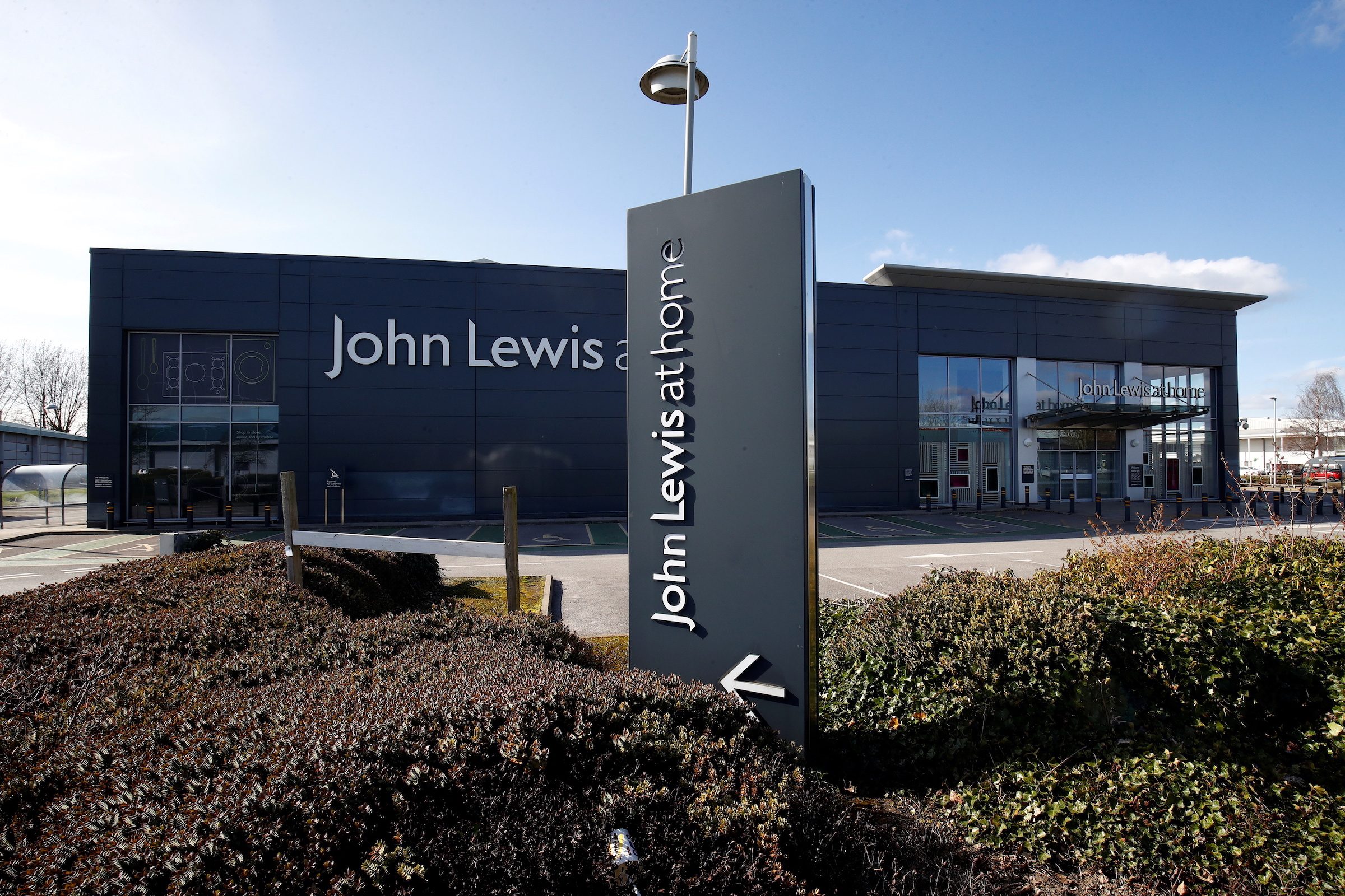 British retailer John Lewis Partnership to cut 1,000 management jobs