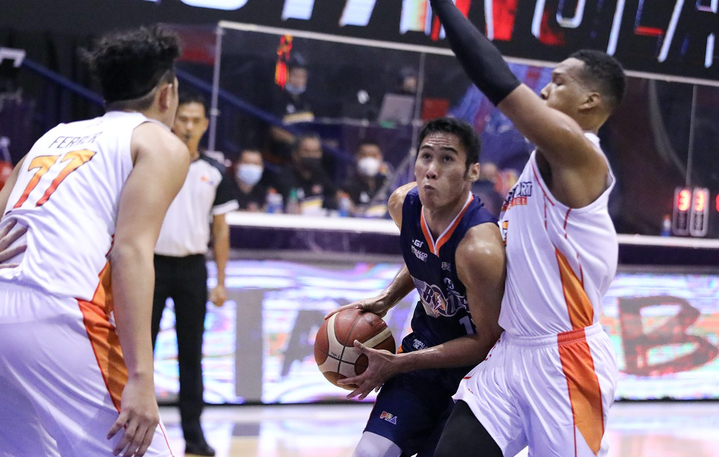 Belo sparks Meralco 2nd half beatdown of ice-cold NorthPort