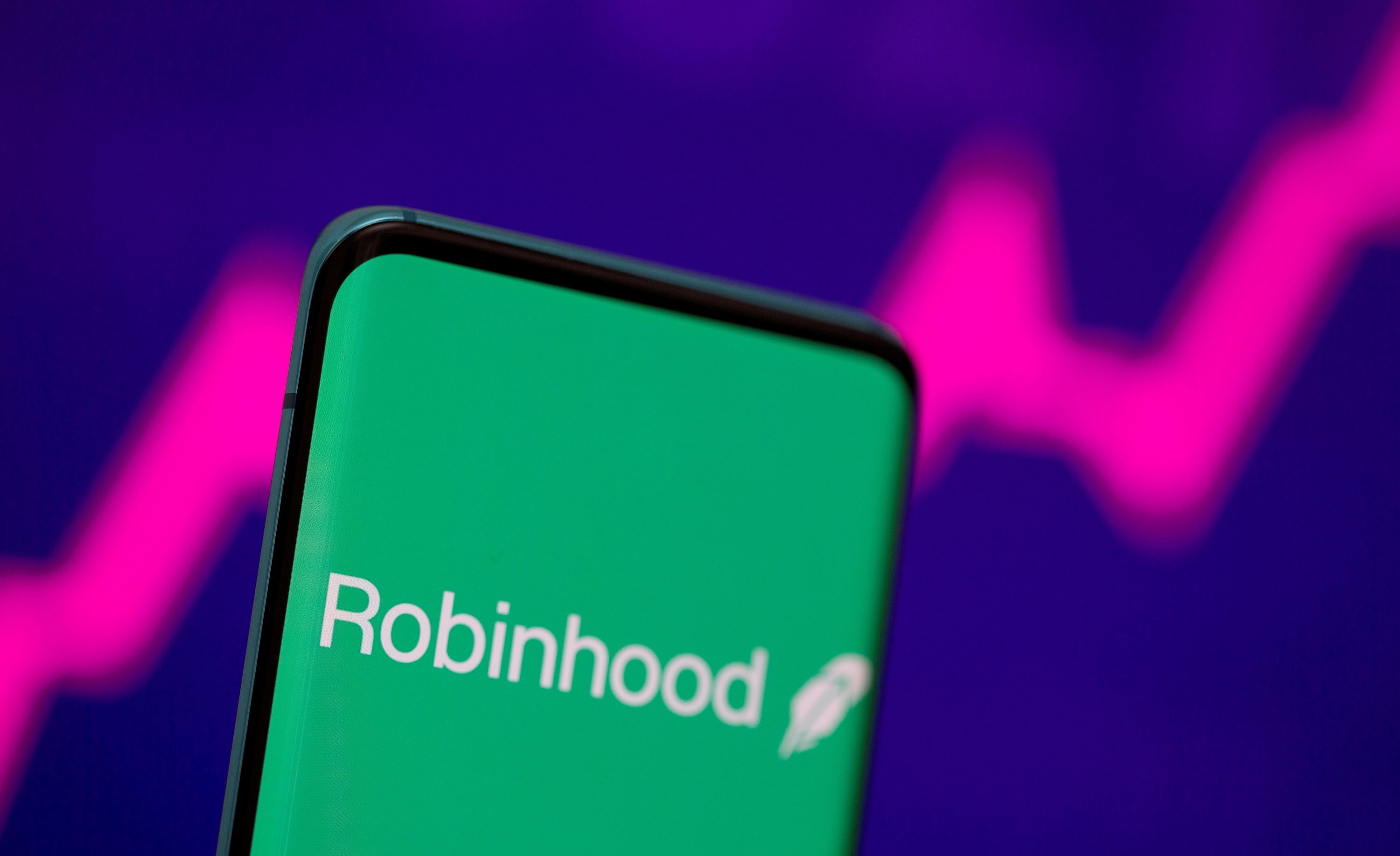 EXPLAINER: How Robinhood’s US public listing ups the regulatory stakes