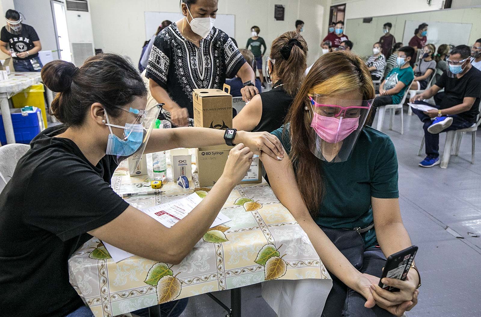 Hesitancy not a major driver for PH’s low vaccination rates – health expert