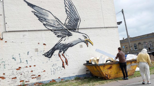 LOOK: Banksy’s new seaside murals in London