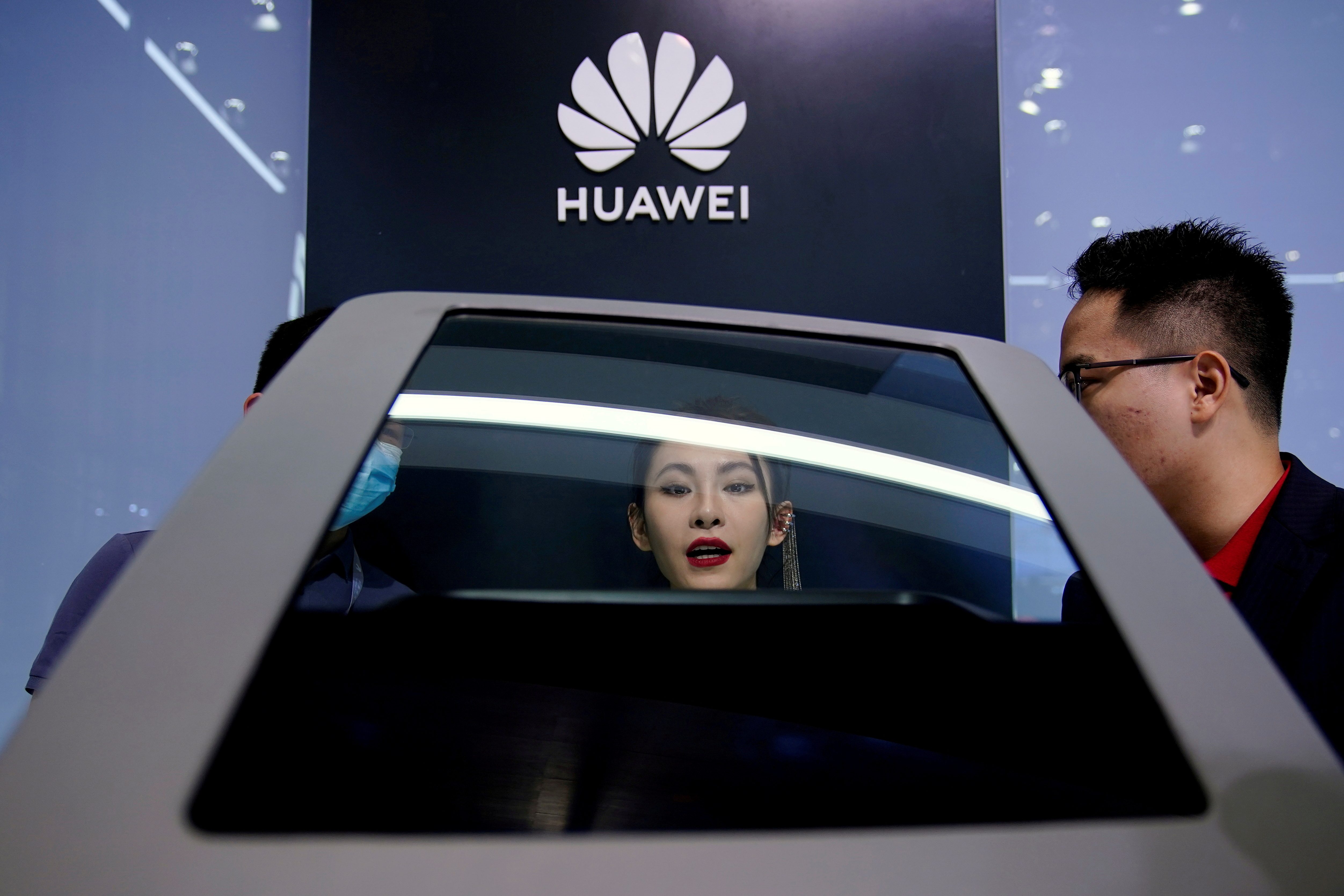 US approves licenses for Huawei to buy auto chips – sources