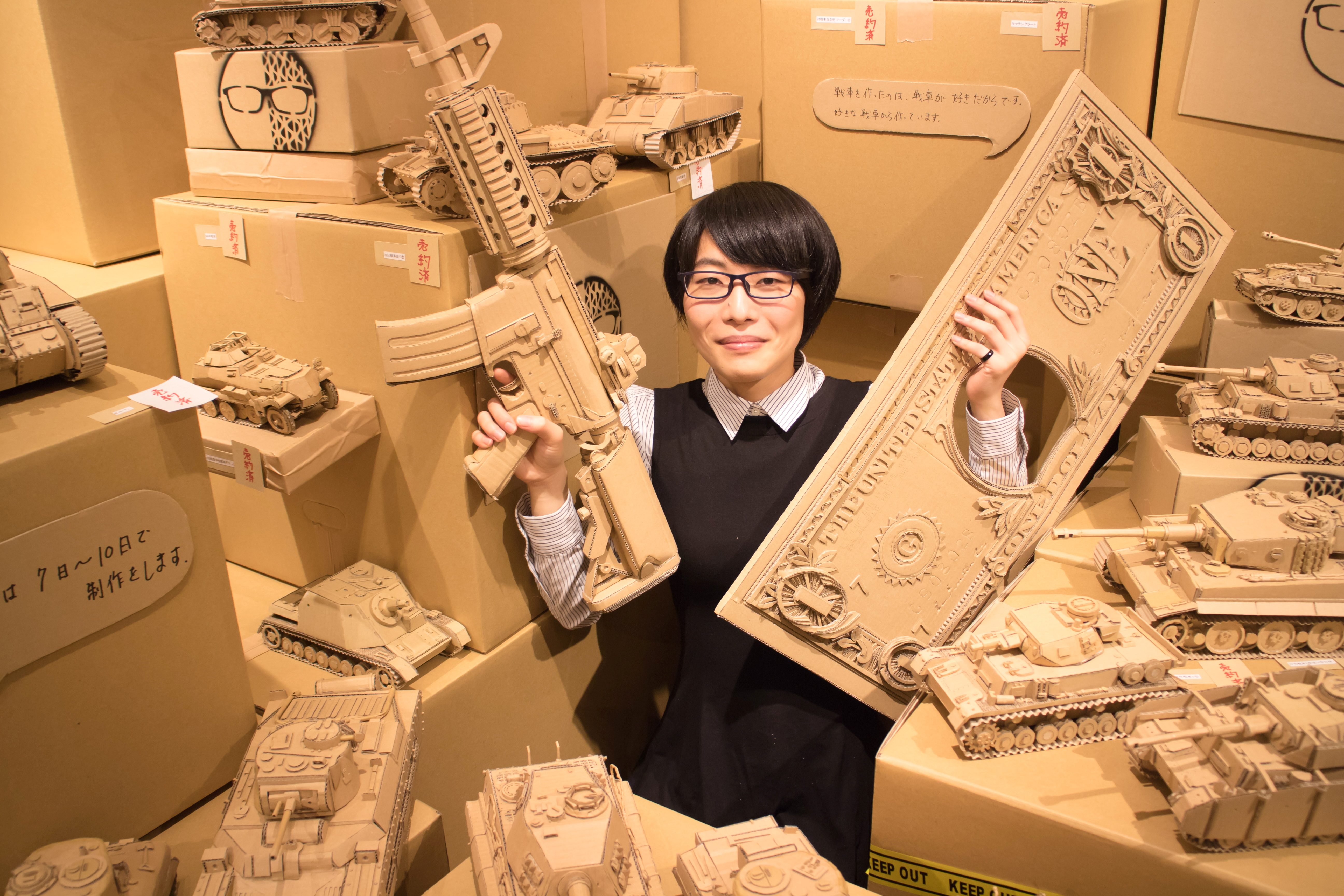 Thinking out of the box: Japanese artist makes life-like cardboard sculptures