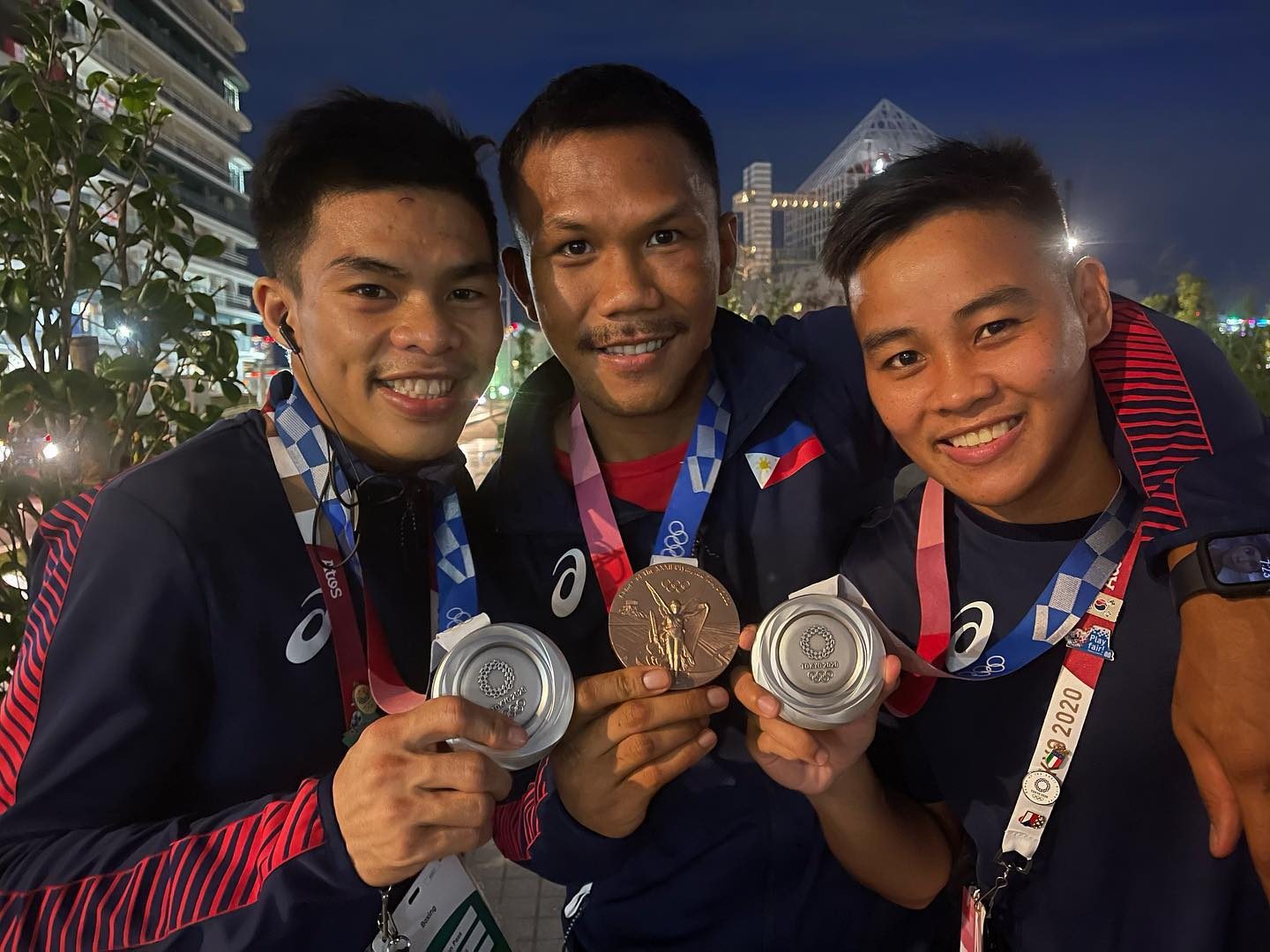 Millionaire’s row: Olympic boxing medalists receive cash rewards