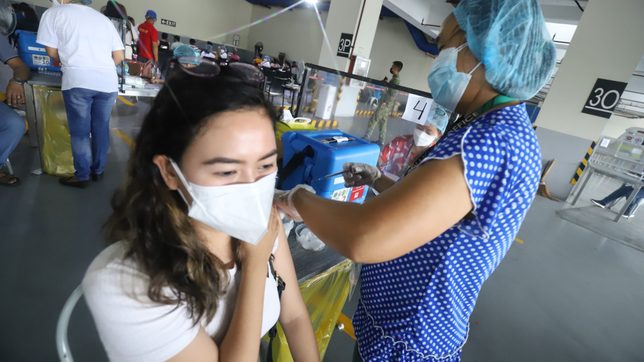 Iloilo City hits 50% COVID-19 vaccination target