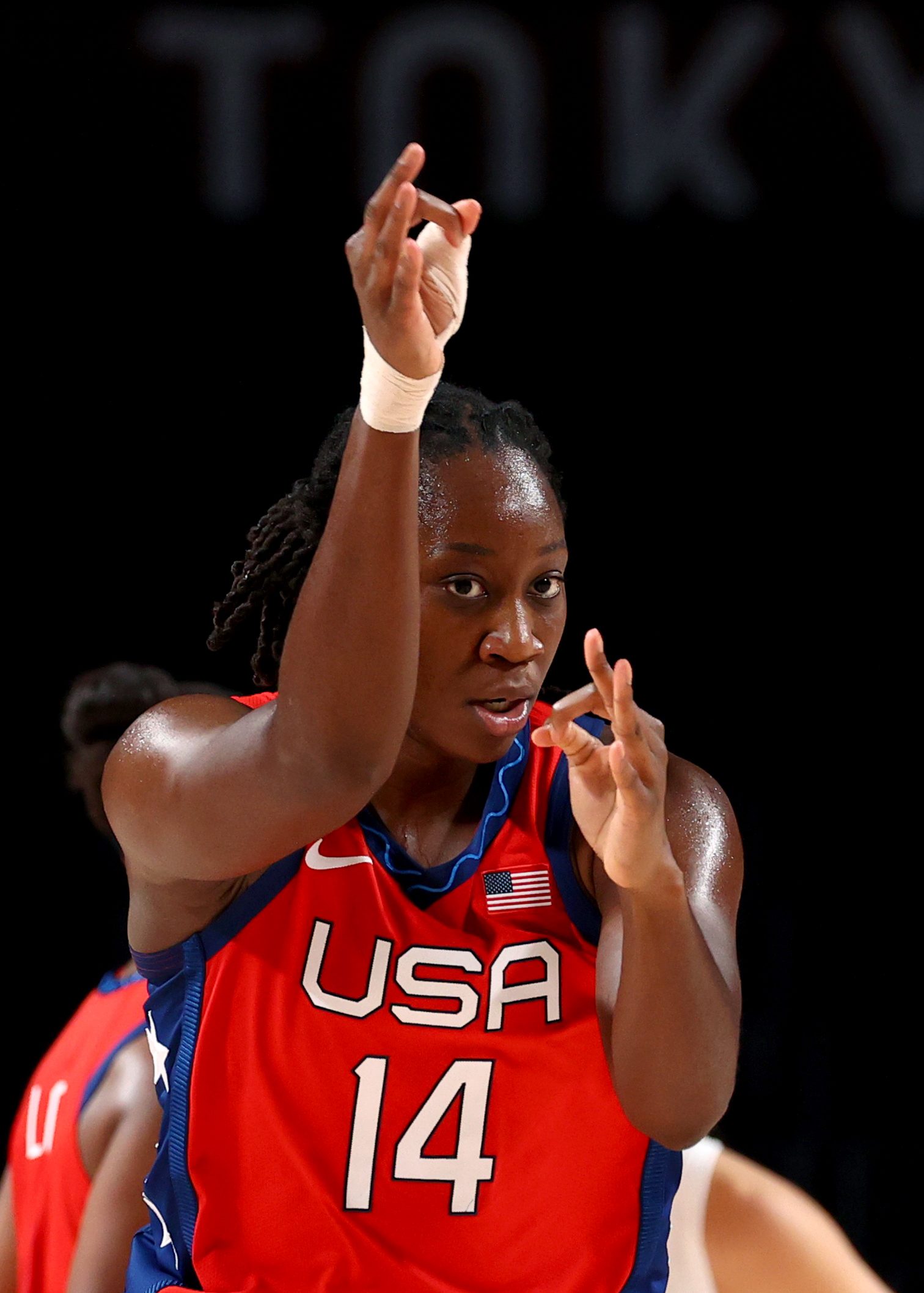 US women basketball complete sweep; France, Japan also reach quarterfinals