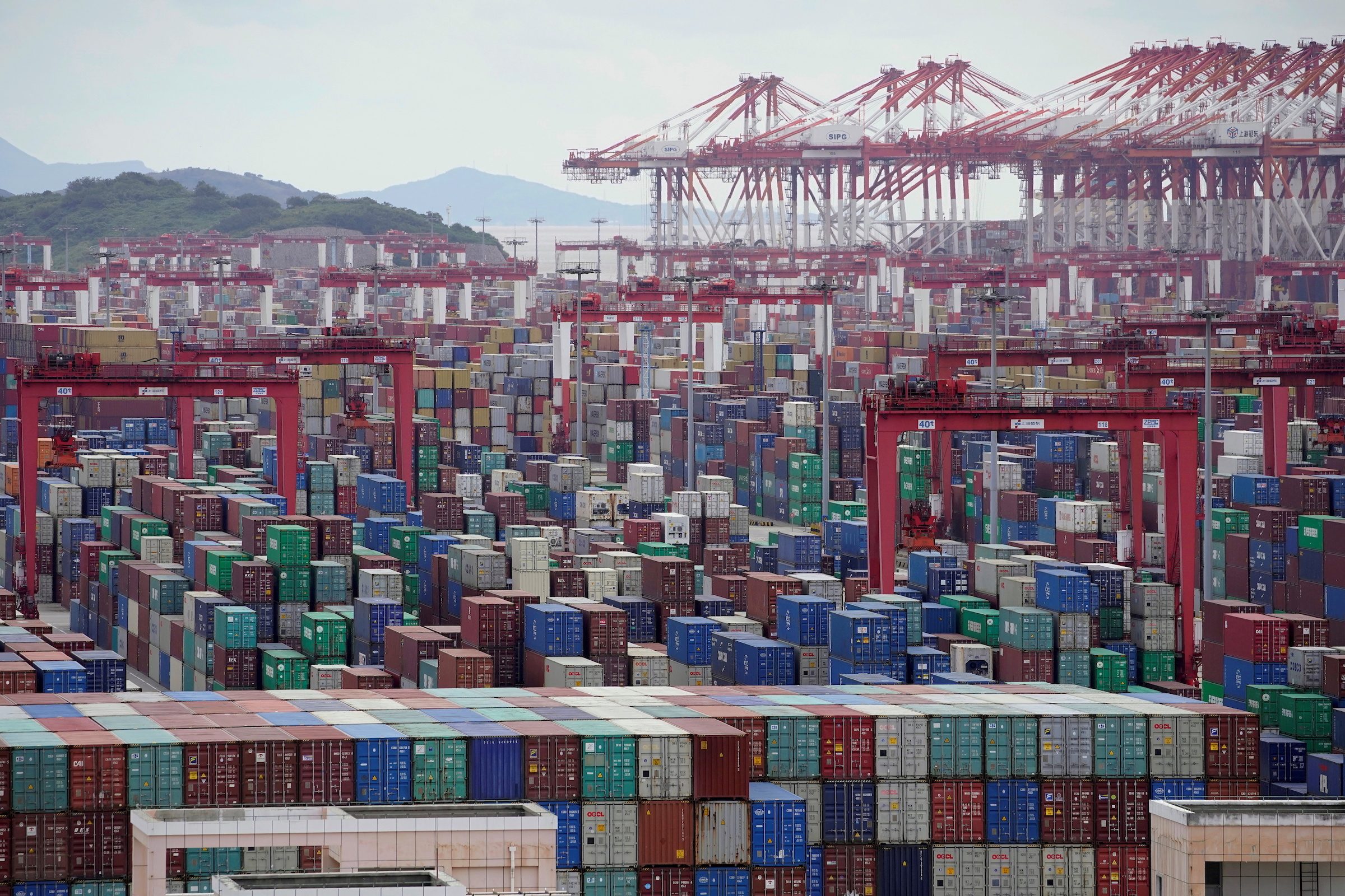 Major container ports in eastern China see worsening congestion after COVID-19 cases