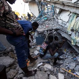 Haitians scramble to rescue survivors from ruins of major quake