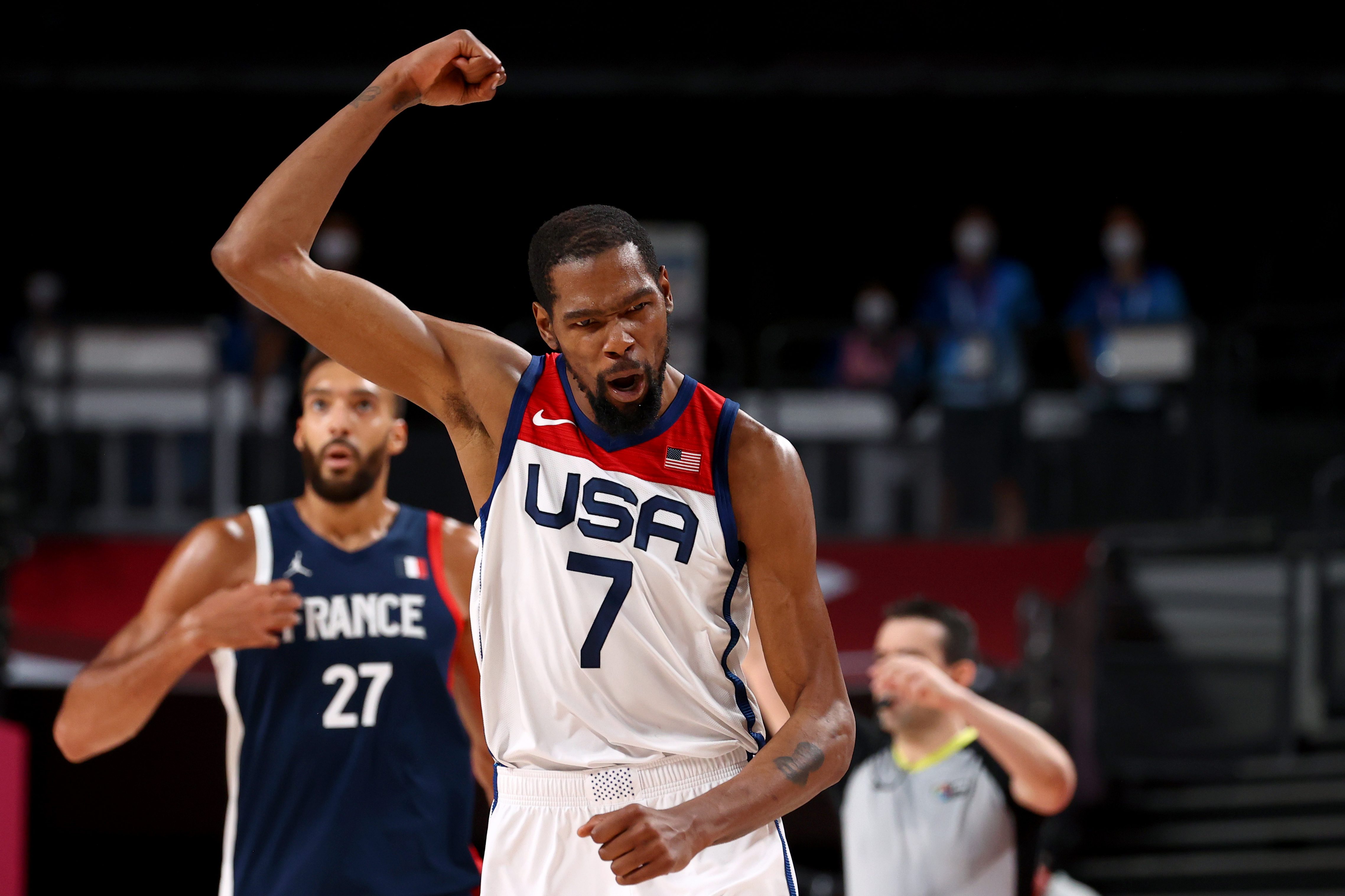 USA avenges loss to France, wins 4th straight Olympic basketball gold