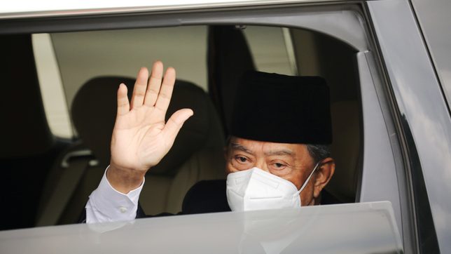 Malaysian PM Muhyiddin resigns as political crisis escalates