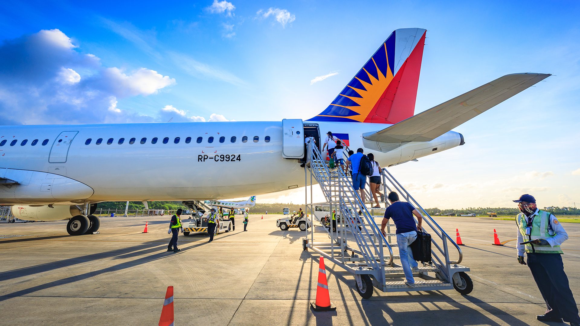 PAL loses P16.6 billion, patches up bleeding by reducing workers and planes