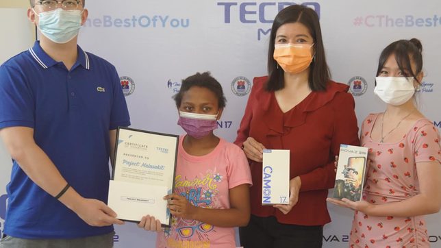 TECNO Mobile donates cash and smartphones to local community heroes