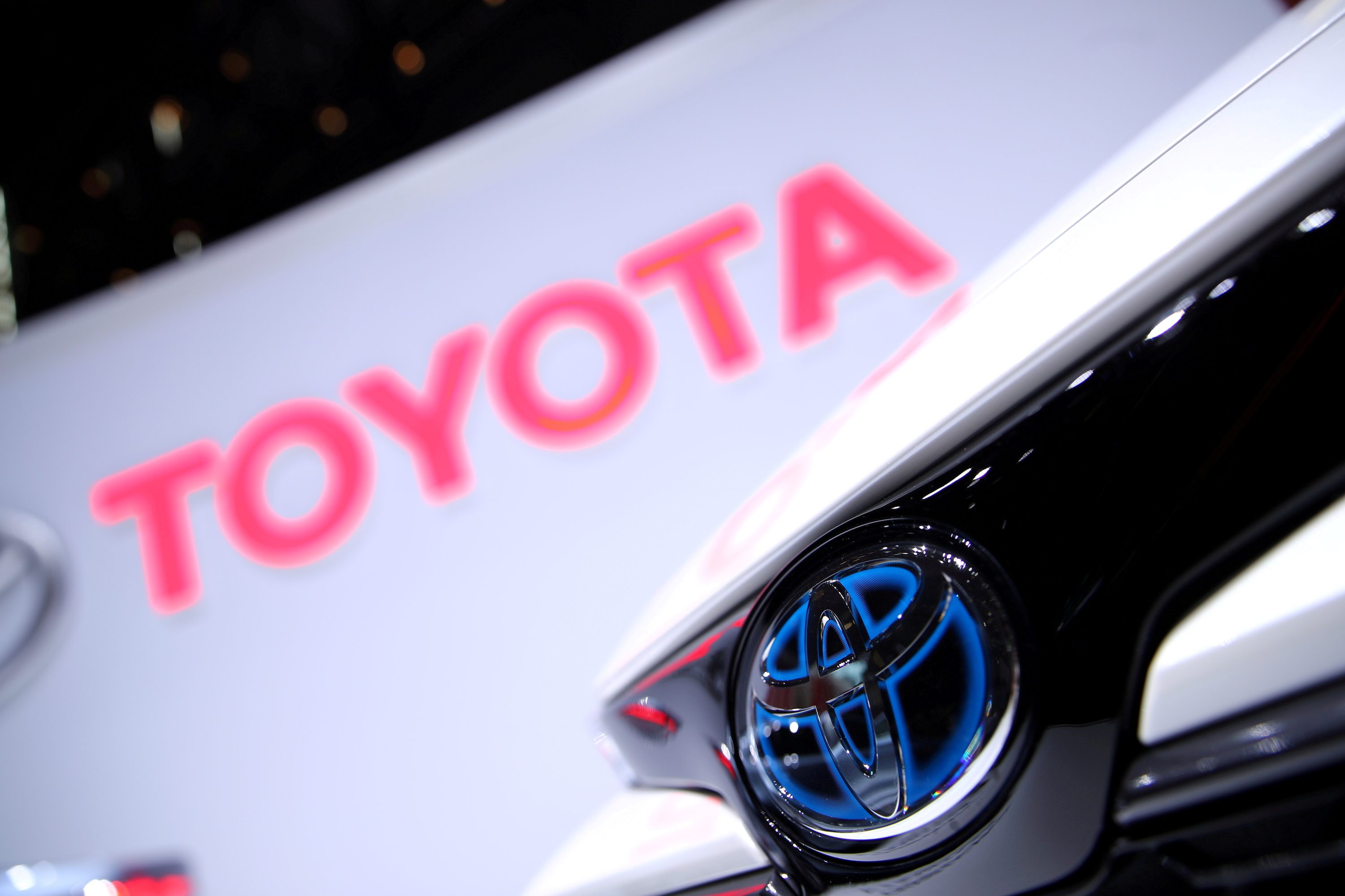 Toyota slashes output amid chip crunch, COVID-19 resurgence