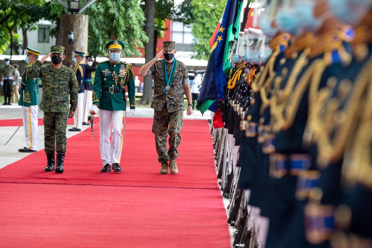 US Marine Corps chief is 4th American top brass to visit PH since July