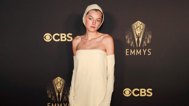 LOOK: Emma Corrin stuns in 2021 Emmy Awards