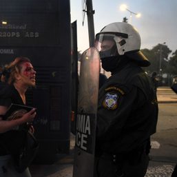 Anti COVID-19 vaccine protesters clash with police in Greece