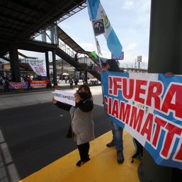 Guatemala starts probe into bribery allegations linked to president