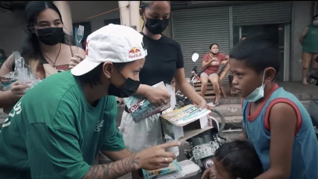 Skateboarding star Margielyn Didal gives back to street kids in Cebu