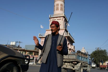 Taliban prepare to announce new Afghan government amid economic turmoil