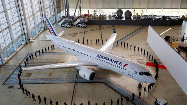 Air France-KLM unveils tiny A220 jet in superjumbo’s shadow