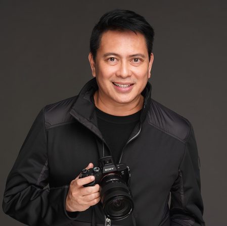 ‘Passionate visionary’: Stars mourn death of celebrity photographer Raymund Isaac