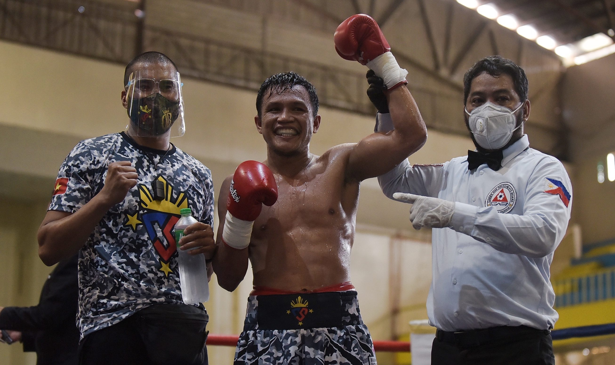 Charly Suarez knocks out Lorence Rosas in 4th round
