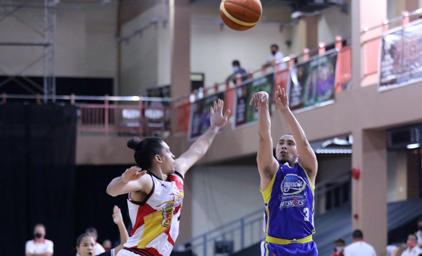 Lee named PBA Player of the Week after keeping Magnolia in hunt for playoff bonus