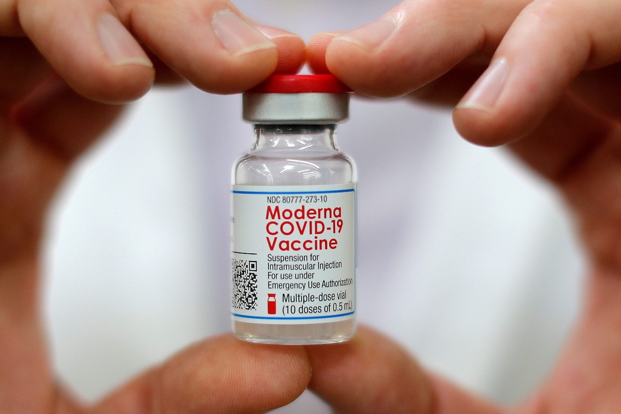 Moderna says COVID-19 vaccine protection wanes, makes case for booster