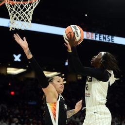 Sky shut down Mercury, move to brink of WNBA title