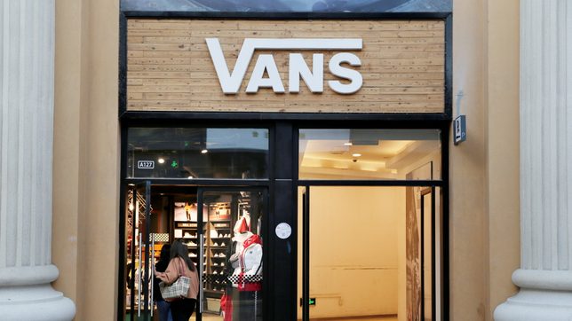 ‘Squid Game’ mania has shoppers buying Vans’ white slip-on shoes