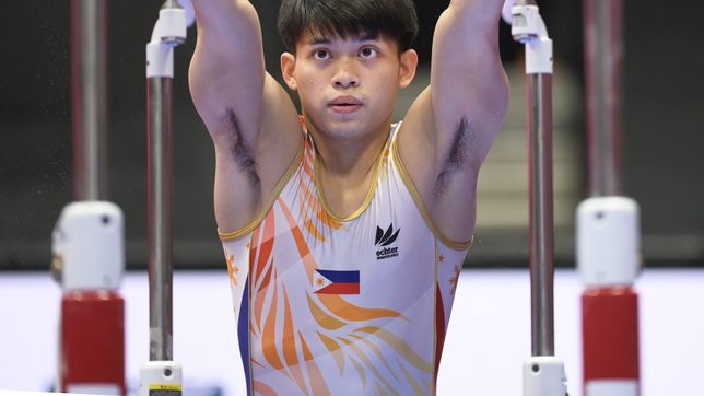 ‘I did great’: Carlos Yulo avenges Olympic woes in world championships