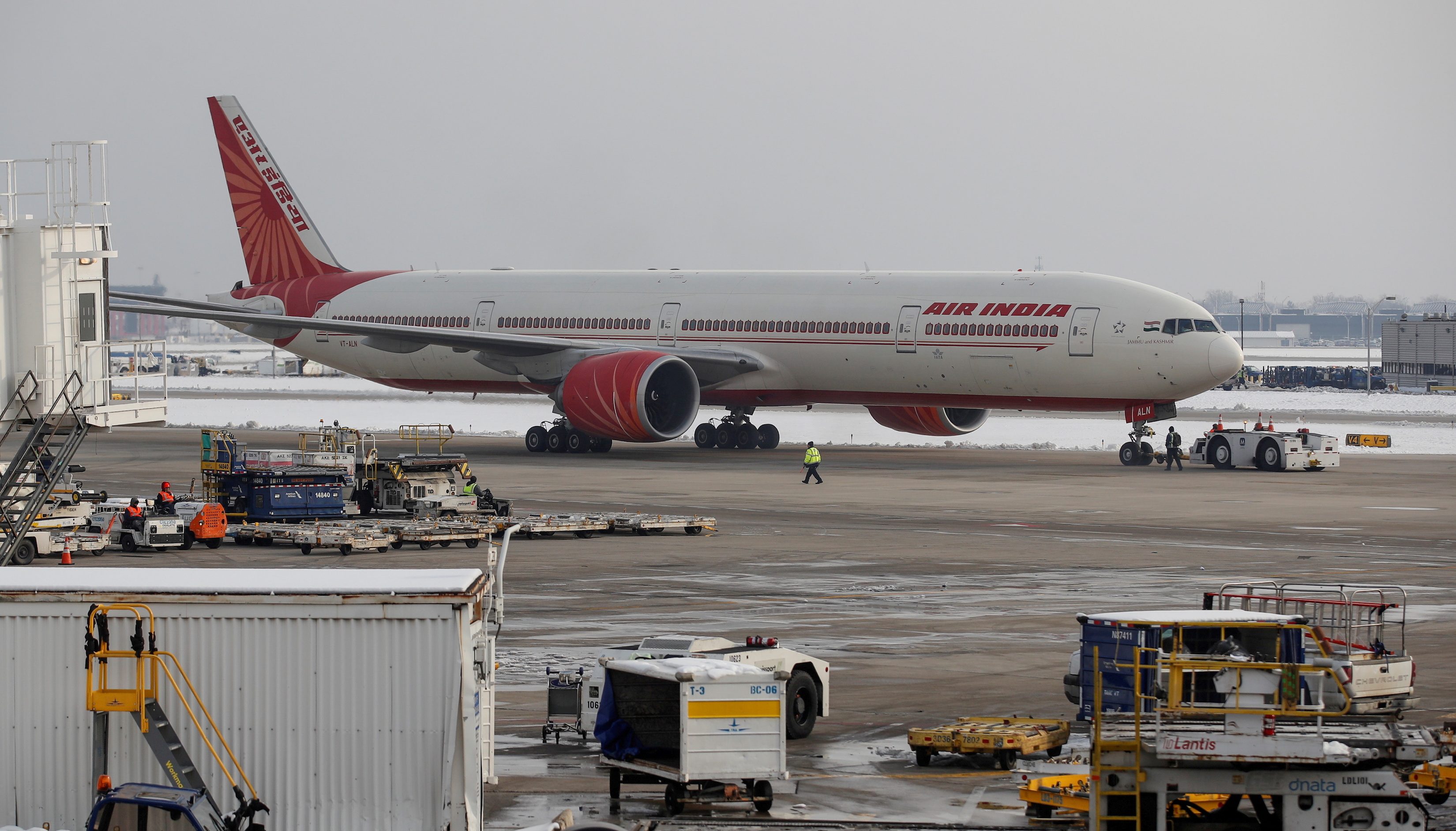 Gov’t says no decision on Air India sale after report cites Tata Sons as winner