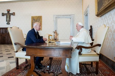 Biden meets Pope as abortion debate flares back home