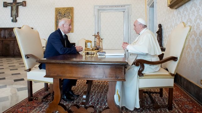Biden meets Pope as abortion debate flares back home