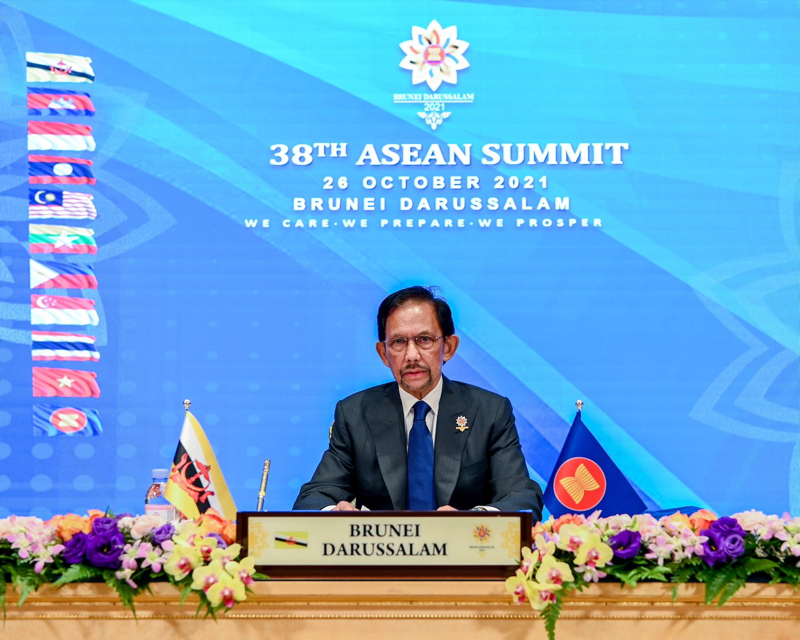 Kurangnya kepercayaan dan kemauan politik membelenggu proses perdamaian Myanmar, kata utusan ASEAN