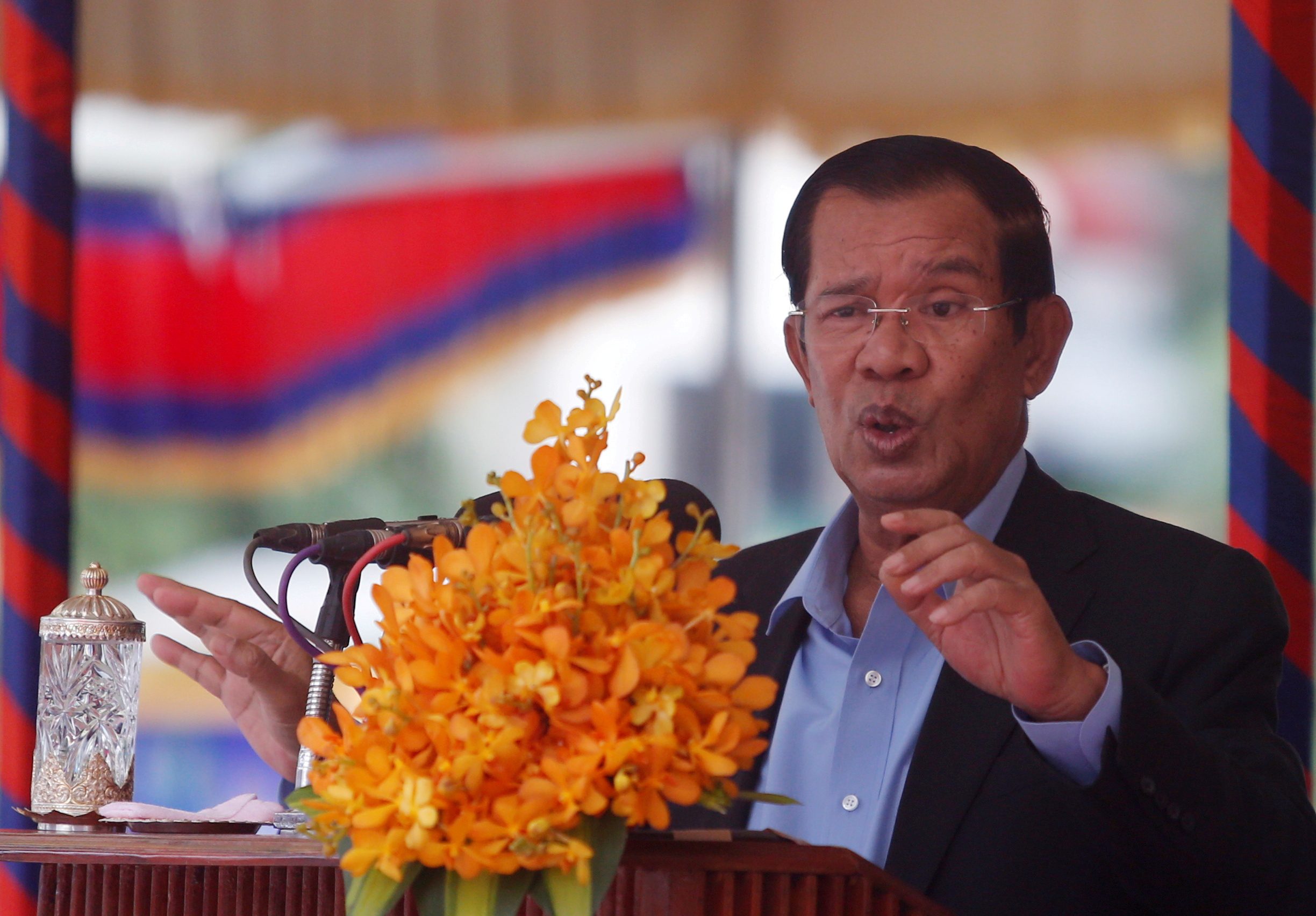 Cambodian leader Hun Sen backs eldest son to succeed him