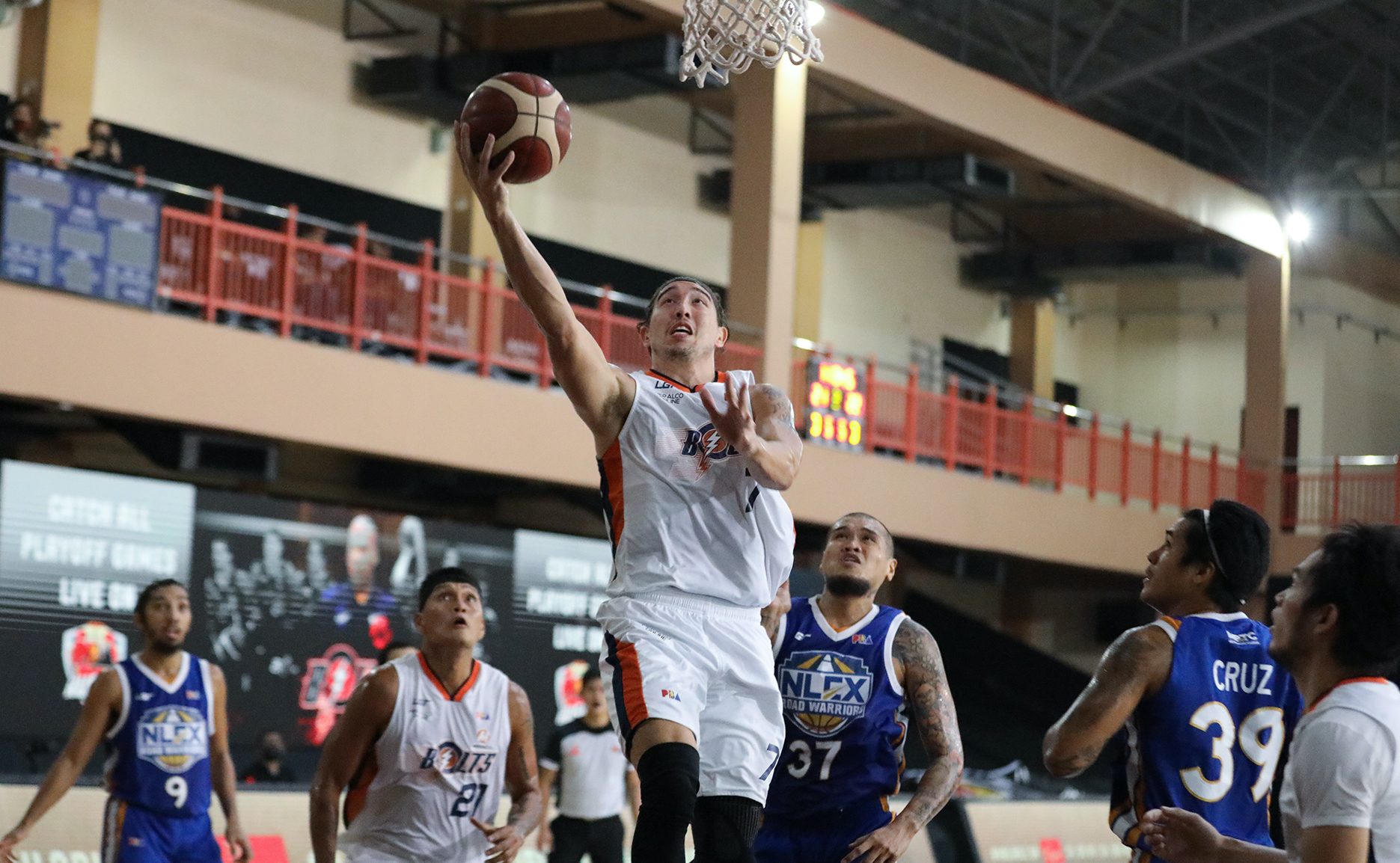 Hodge, Caram rise as Meralco boots out NLEX to reach PH Cup semis