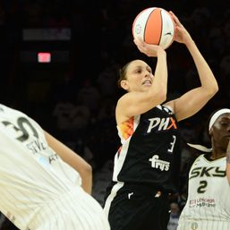 Mercury, Sky smash foes, seize 2-1 WNBA semis series lead