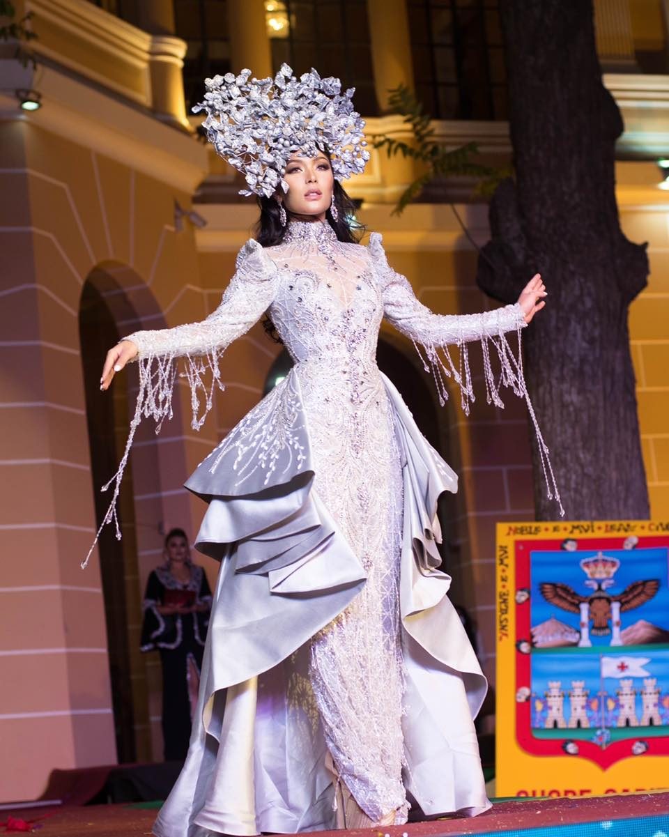 LOOK: Emmanuelle Vera stuns in national costume for Reina Hispanoamericana 2021
