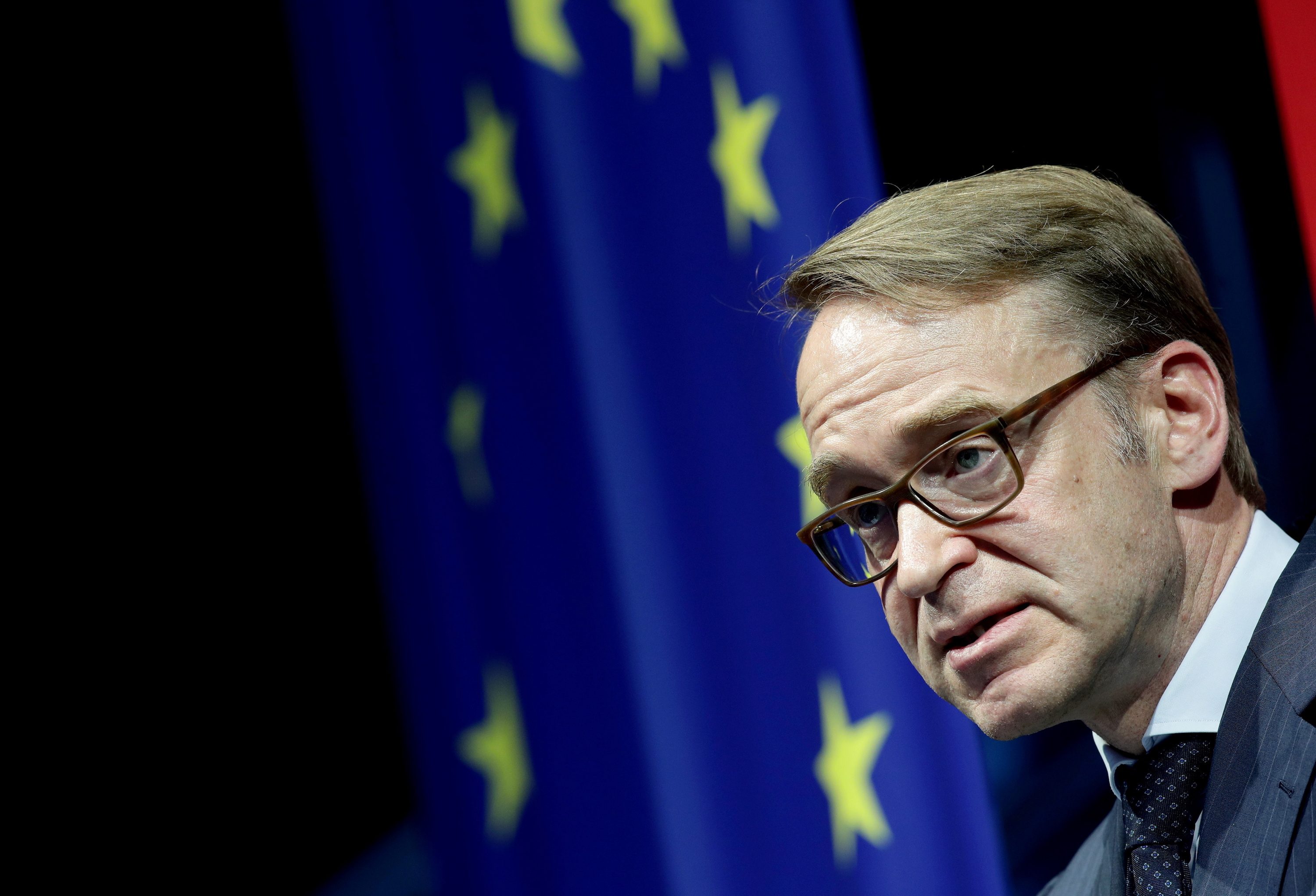 Bundesbank chief Weidmann quits early with one last inflation warning