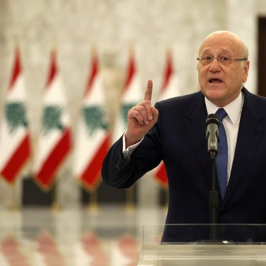 Tension over Beirut blast probe nudges Lebanon into new crisis
