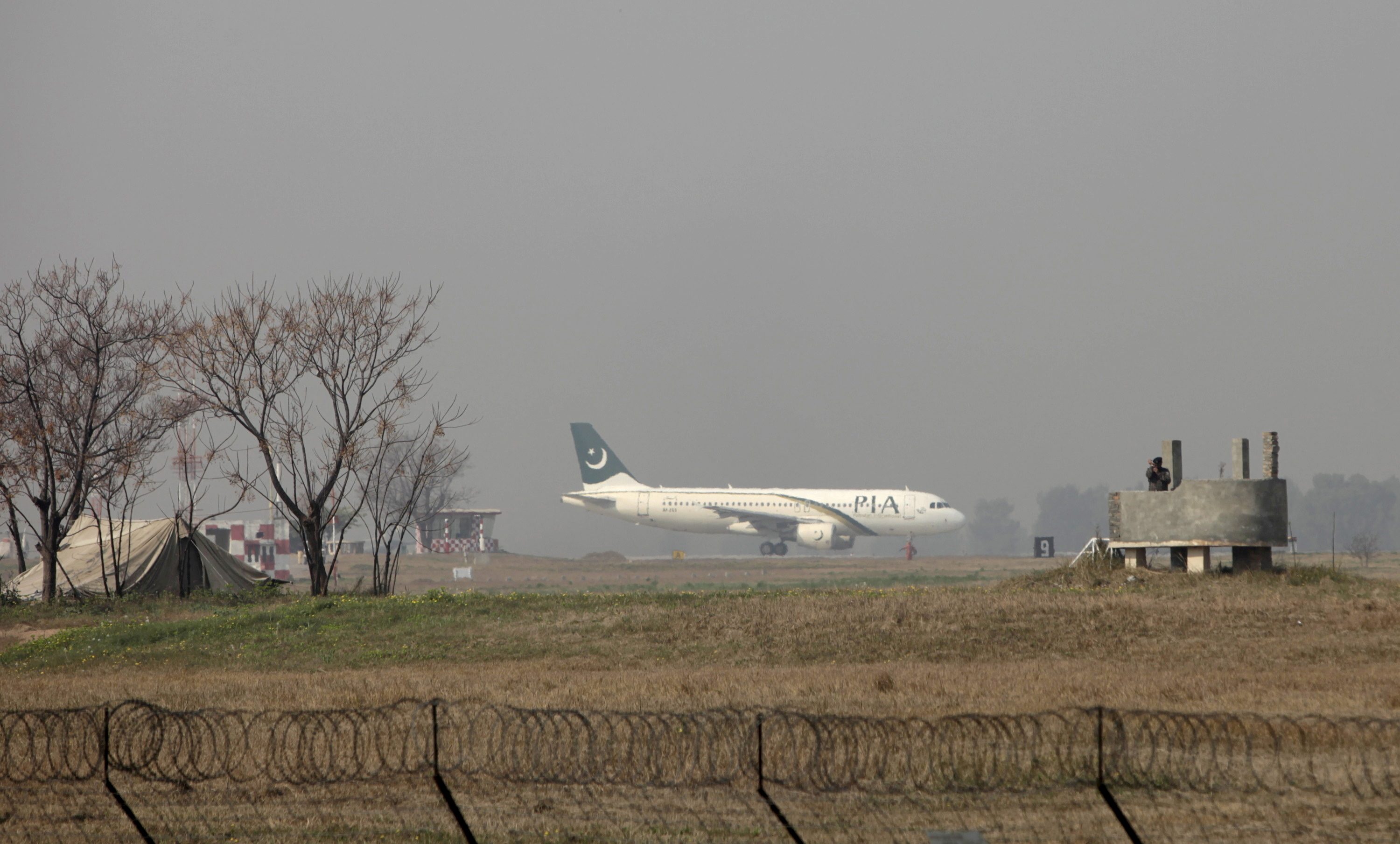 Pakistan Airlines suspends Afghan operations citing Taliban interference