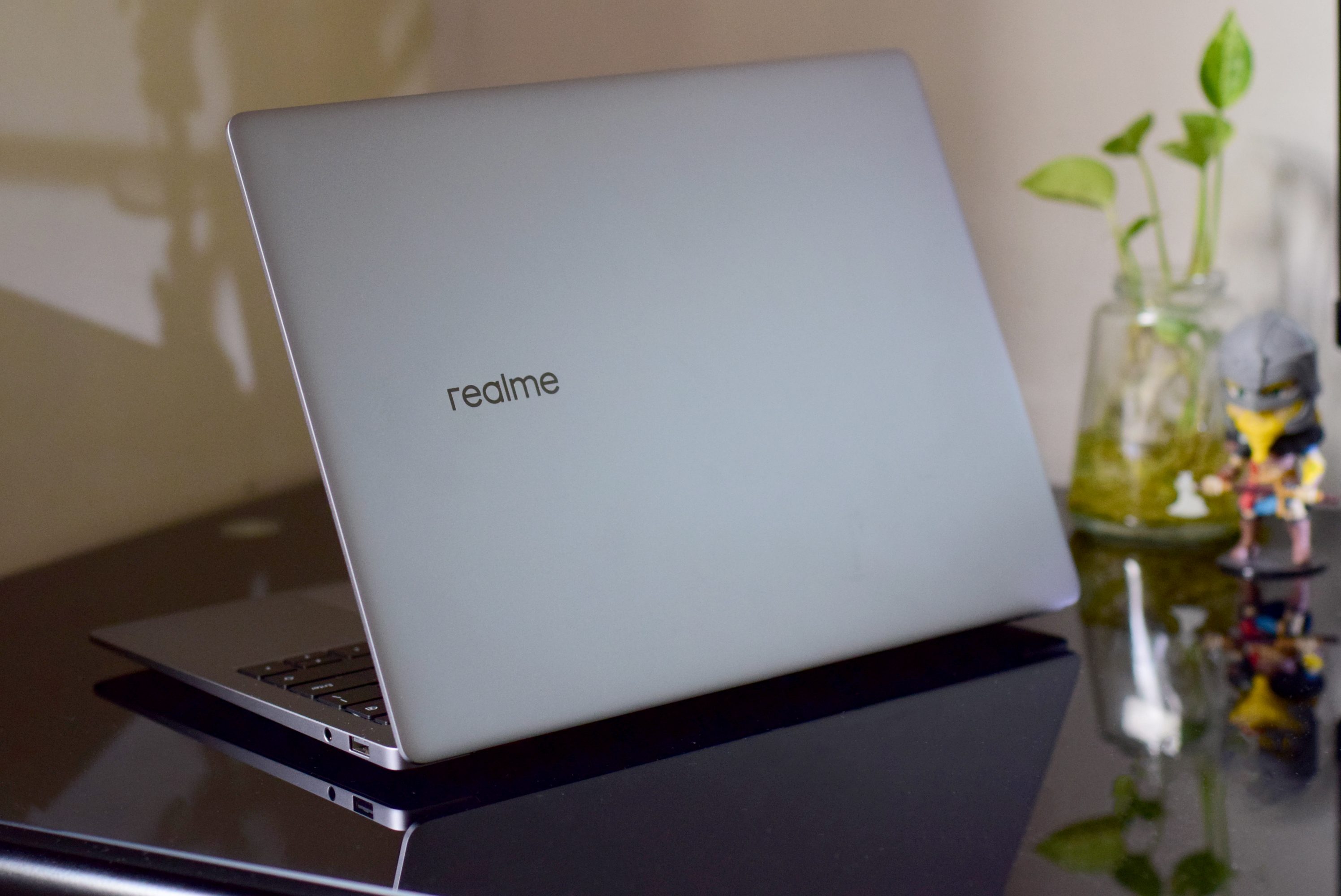 Quick review: Realme’s first laptop is more than decent if you can get past its MacBook mimicry