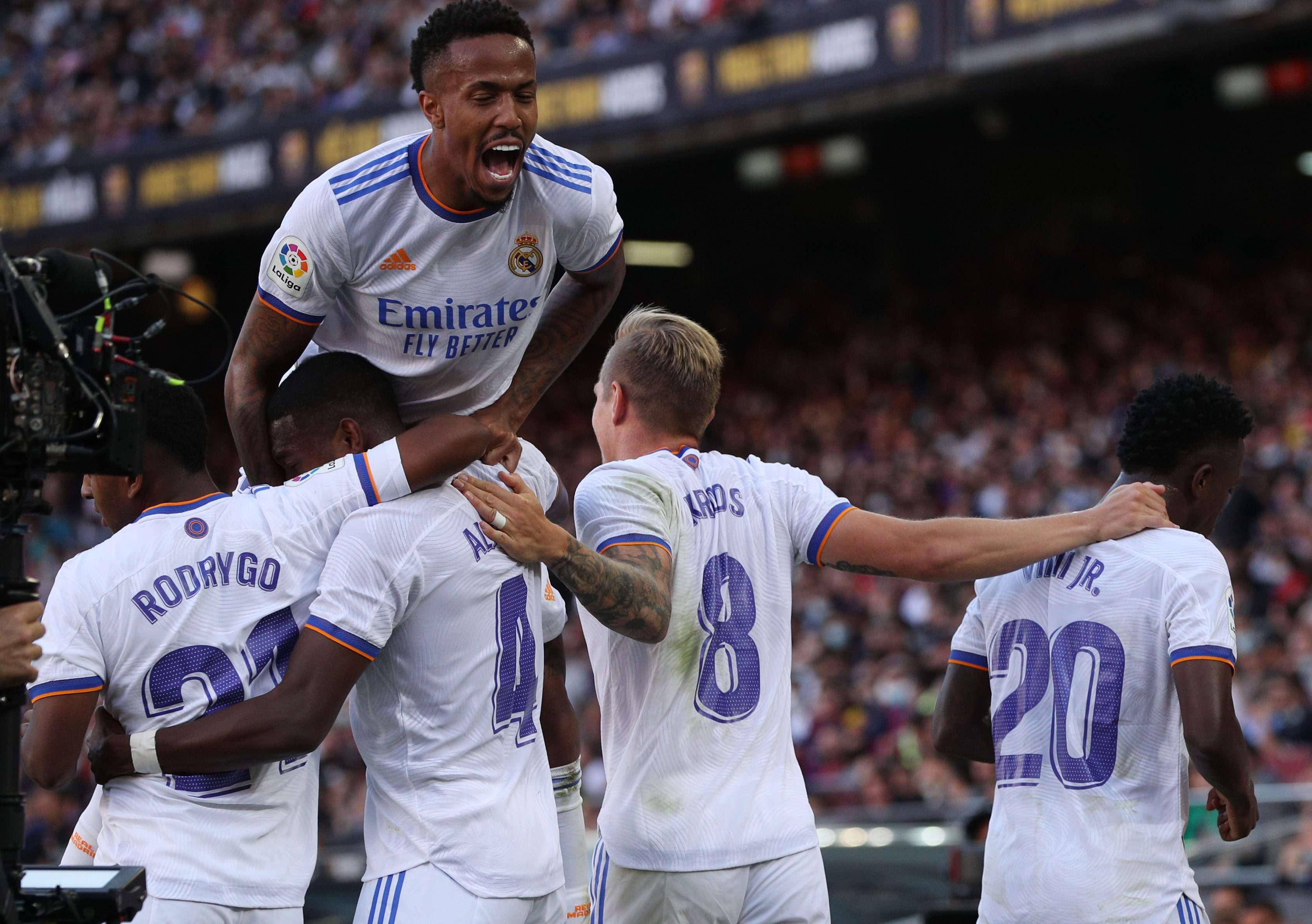 Alaba strike on Clasico debut gives Real Madrid 2-1 win at Barcelona