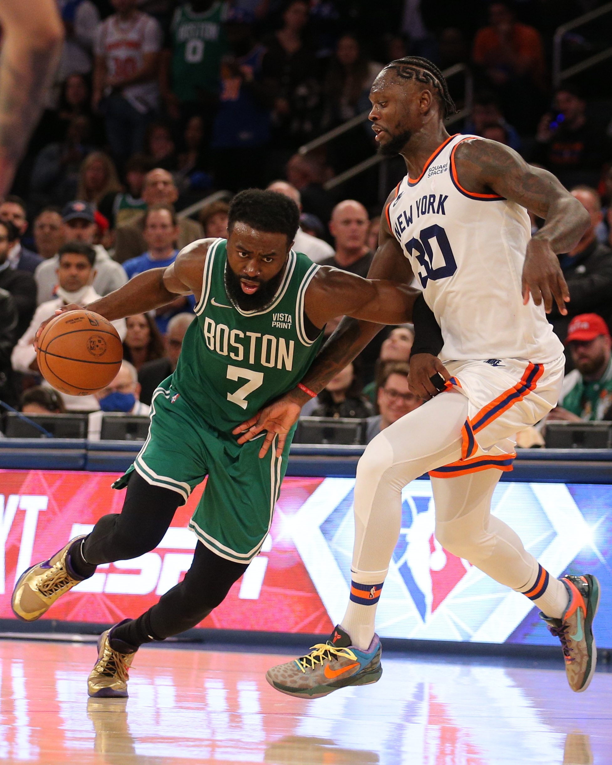 Knicks outlast Celtics in double OT thriller