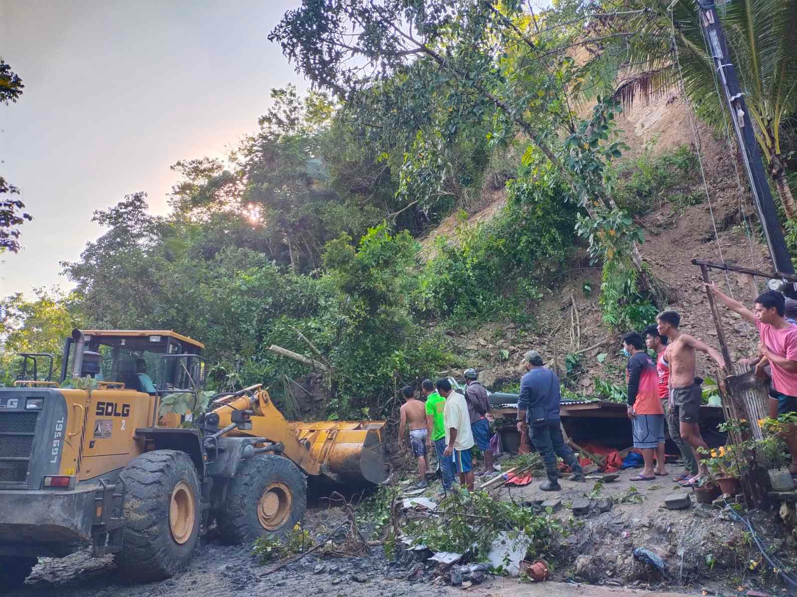 Landslide buries 5 children in Iligan