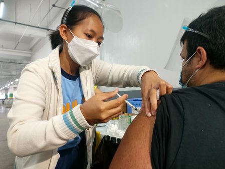 Baguio breaches DOH’s 70% mark for herd immunity